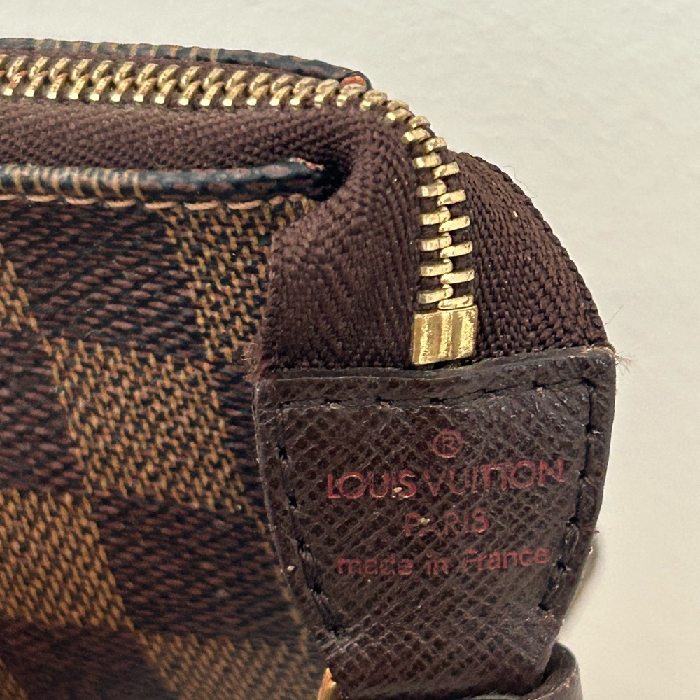 Louis Vuitton Pochette Accessoires - Picture 3 of 13